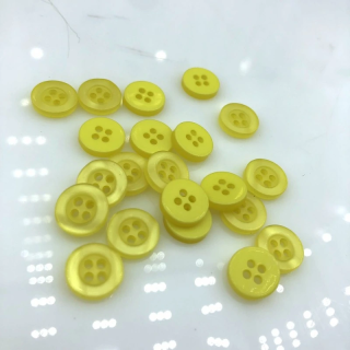 Guziki Koszulowe Cytrynowe 11mm 4 Dziurki | Pasmanteria Szpilka