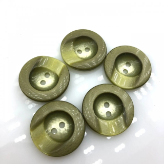 Guziki Oliwkowe Perłowe Asymetryczne 22mm 2 Dziurki | Pasmanteria Szpilka